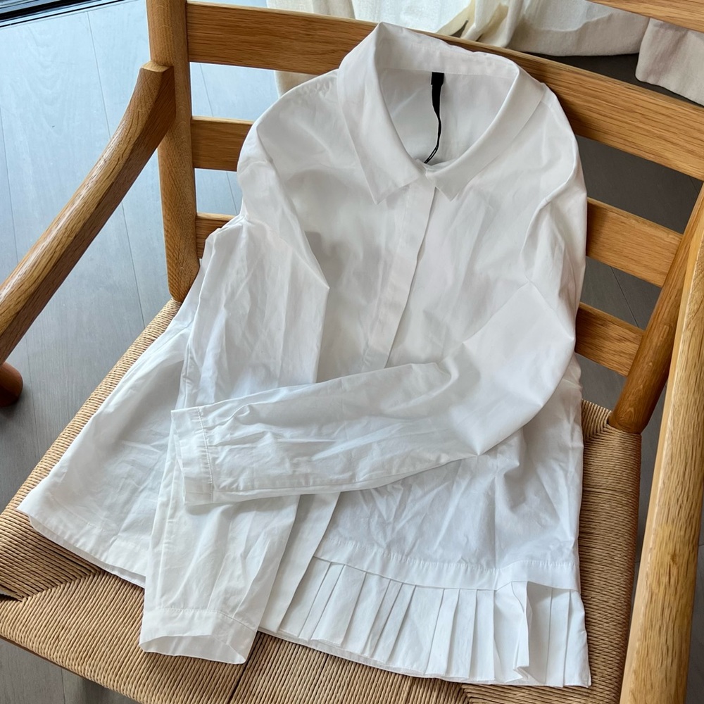 Sara Lanzi Ruffle Blouse